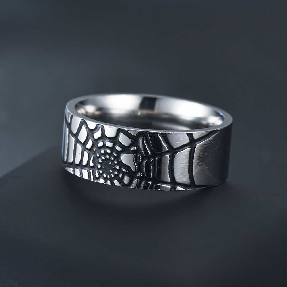 Anello semplice in ragnatela i - Initial Ring Custom recensione e prezzo